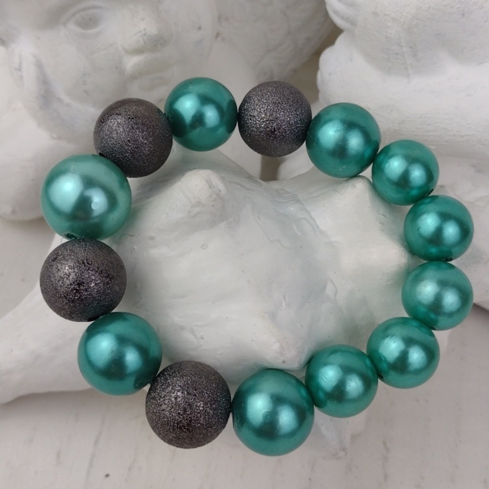 🌻 3 For $15 SmoothTeal & Gunmetal Bead Stretch Bracelet
